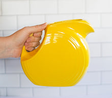 Load image into Gallery viewer, Large Disk Pitcher
