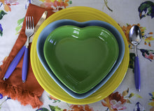 Load image into Gallery viewer, Medium Heart Bowl

